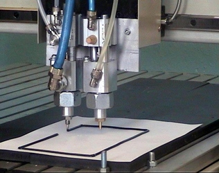 нанесение герметика